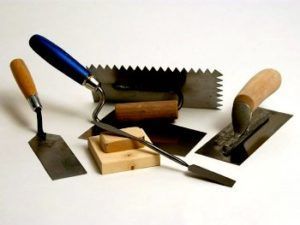 Инструменты для облицовки камина плиткой